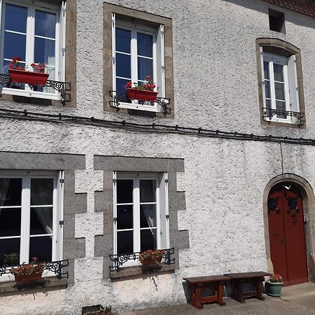 Number 22 - Le Dorat - Apartment One With Garden & Free Parking エクステリア 写真